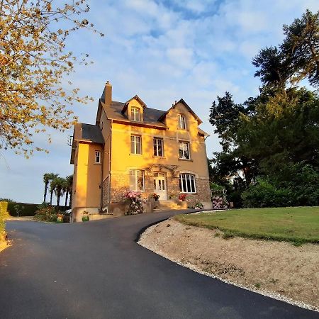 La Garenne Bed and Breakfast Bricquebec Exteriör bild